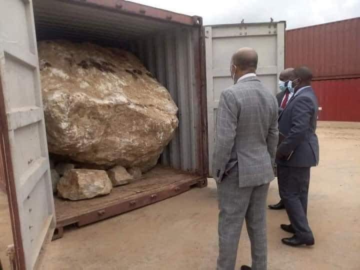 Photo News:Malawi Government Ship Rock To China To Be Tested To Know Its Value | GOVERNMEND