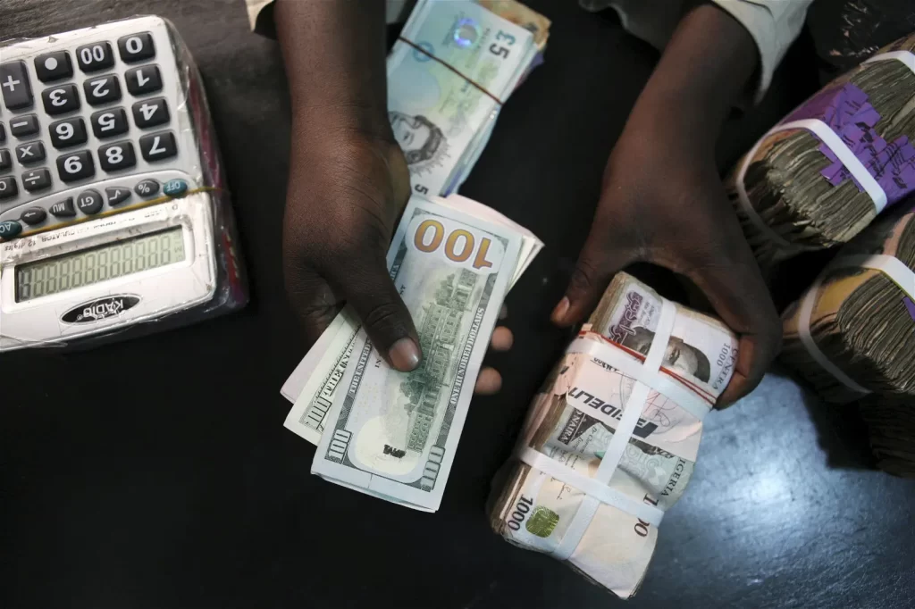 Presidential Adviser Warns Forex Speculators: Dispose of Dollars Now or Face Regret