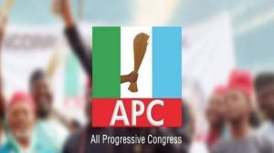 Angry Mob Beats Up Ondo Commissioner For Hiding Result Sheets At APC Governorship Primary