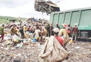 Pandemonium As Hoodlums Attack Residents In Abuja Community Over Scavengers’ Attempt To Steal Pot Of Food